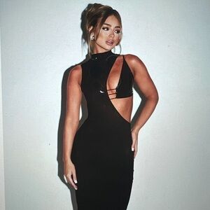 Chic Black Backless Evening Dress